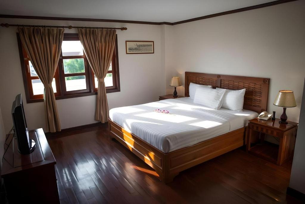 Lao Orchid Hotel Vientiane Exterior photo